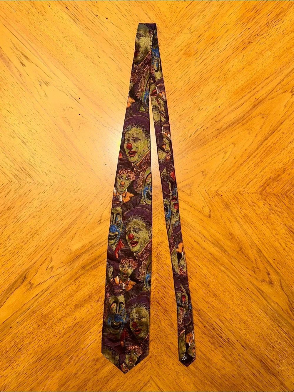 MBP New York London Tokyo 100% Silk Clown Tie Circus